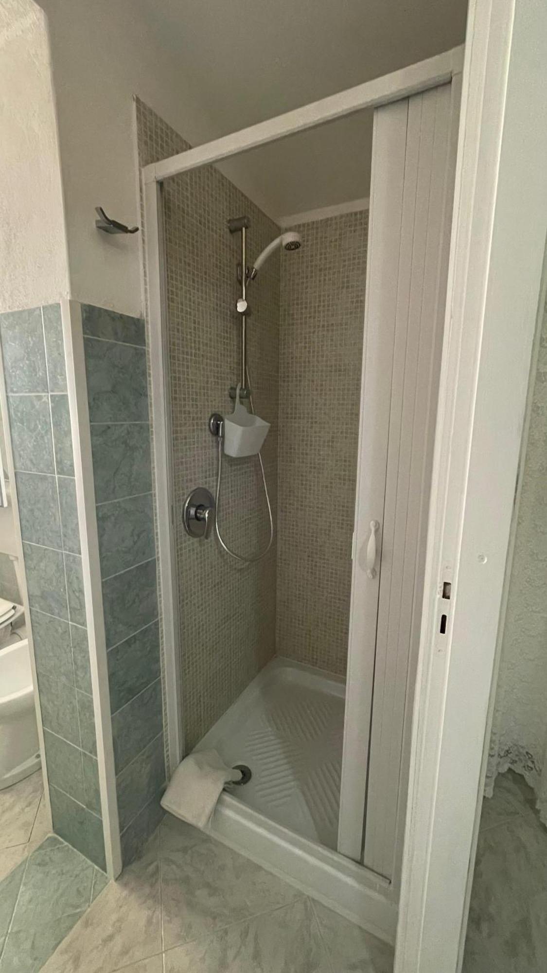 Casa Vacanze Da Roberta A Pochi Km Da Oristano Simaxis Dış mekan fotoğraf