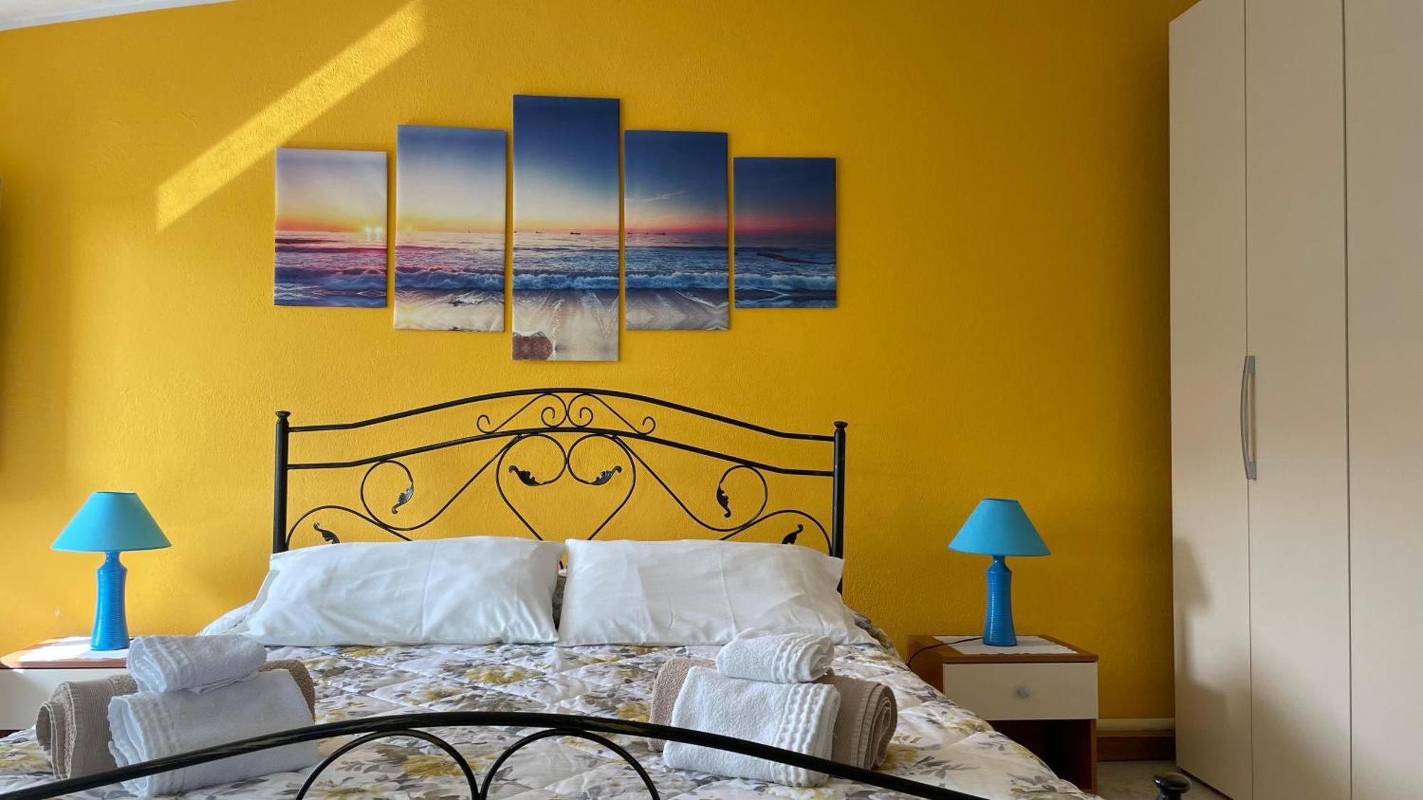 Casa Vacanze Da Roberta A Pochi Km Da Oristano Simaxis Dış mekan fotoğraf